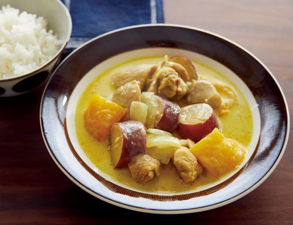チキンとさつまいものクリーミーカレースープ