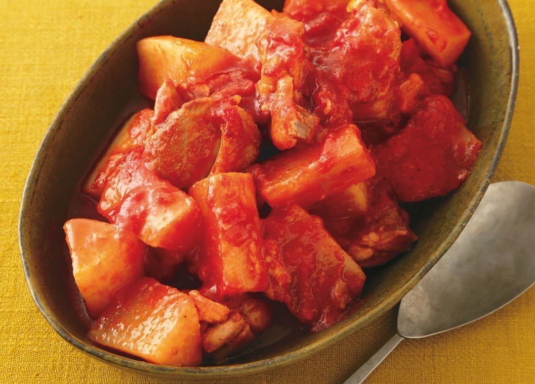 大根と鶏もも肉のトマト煮