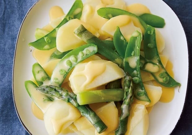 蒸し野菜のオランデーズソースがけ
