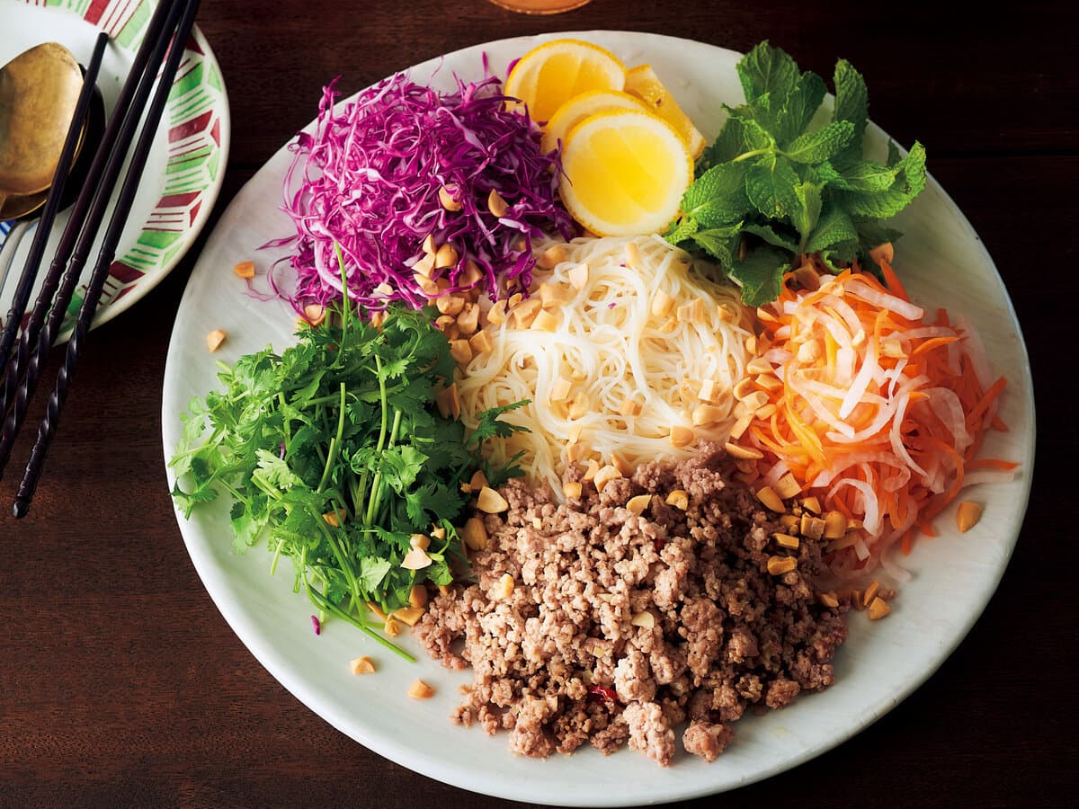 彩り野菜のベトナム風あえ麺