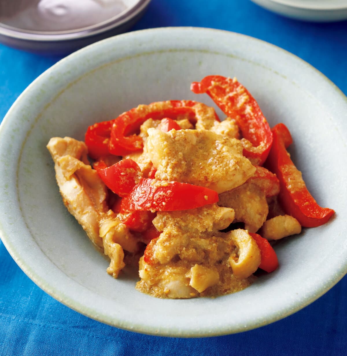 鶏むね肉とパプリカのごまマヨ煮（下味冷凍）
