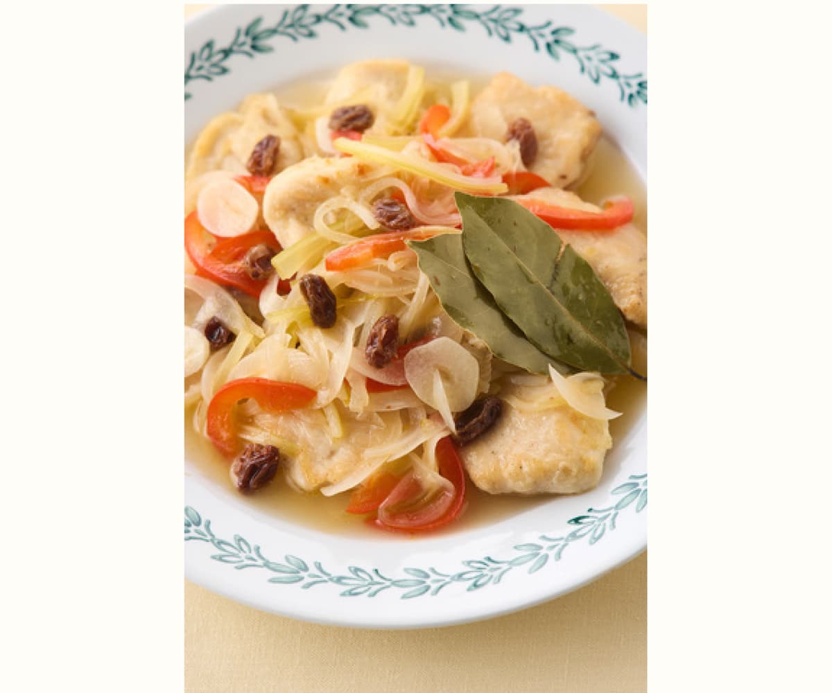 鶏胸肉のエスカベッシュ