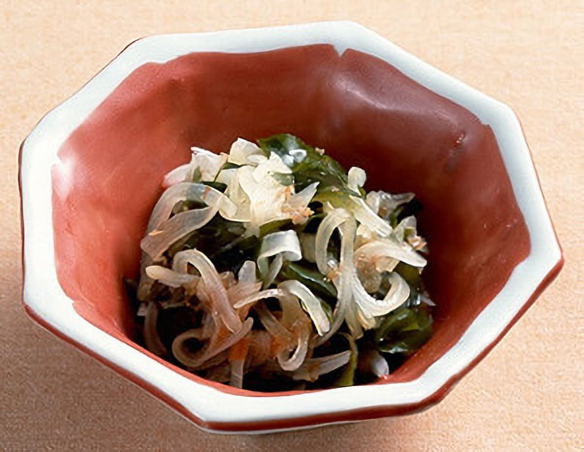 玉ねぎとわかめの酢のもの