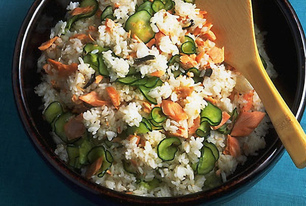 塩鮭ときゅうりの混ぜご飯