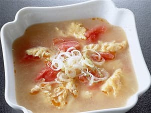卵とトマトのスープ
