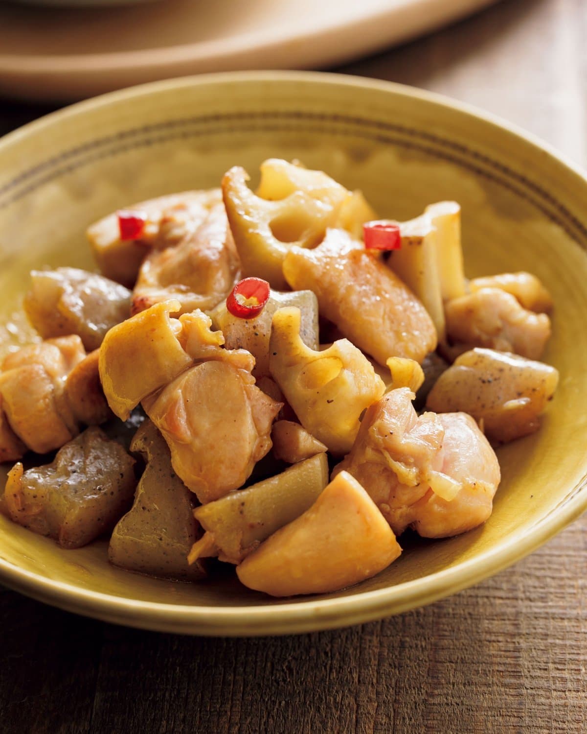 鶏もも肉とれんこん、こんにゃくのきんぴら