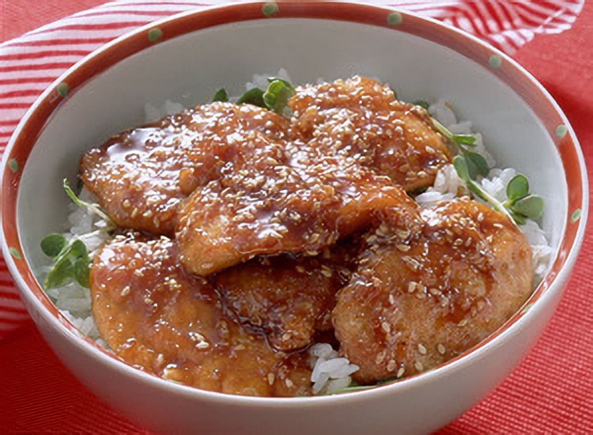 鶏肉のごま照り焼き丼