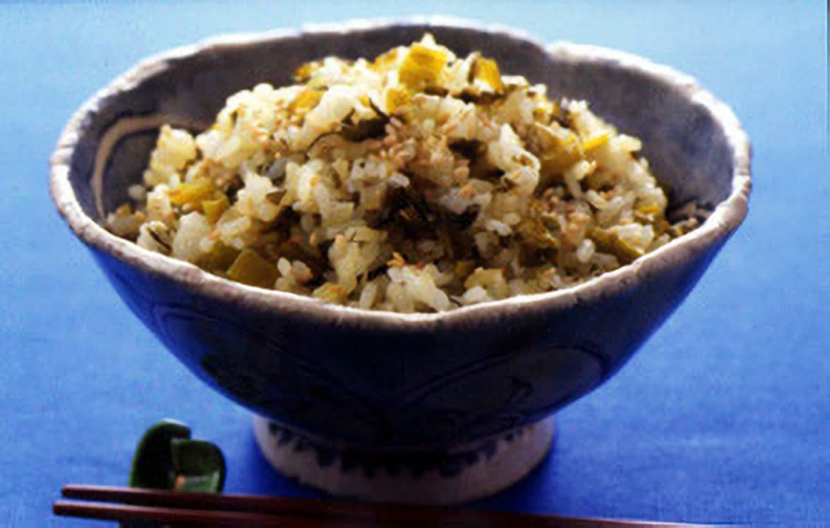 高菜とごまの混ぜご飯