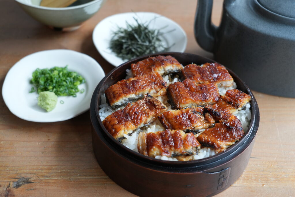 ちぎりぱんページ 正義の味方の #ドッグパン 型 #ちぎりパン 。 * 7本分の粉量は