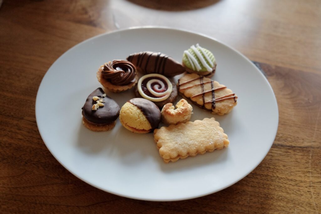ウィーン デメル カフェ カフェデメル クッキー缶