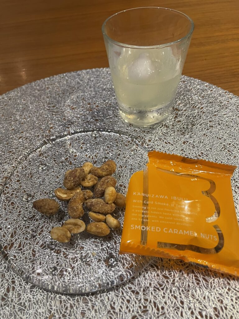 軽井沢いぶるの燻製キャラメルナッツ