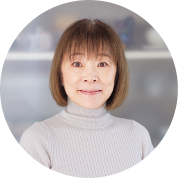 牧野直子先生の正面向き写真
