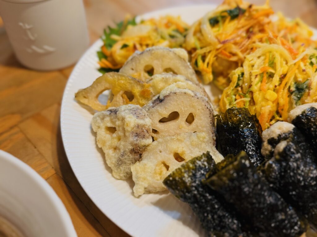 かき揚げ&自然薯の磯部揚げ
れんこんの天ぷら
