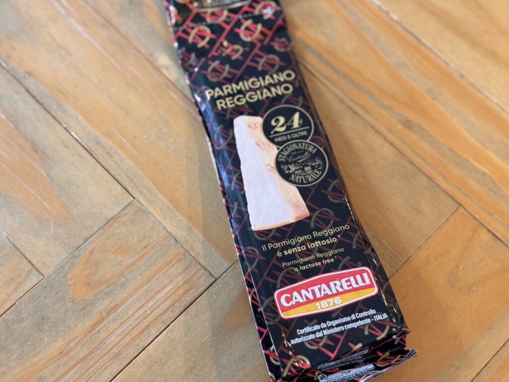カルディのパルメザンチーズ