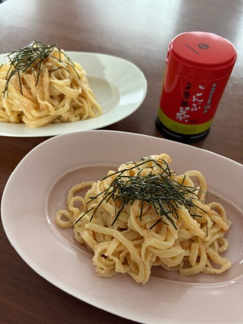 玉露園のこんぶ茶を使用した明太子パスタ
