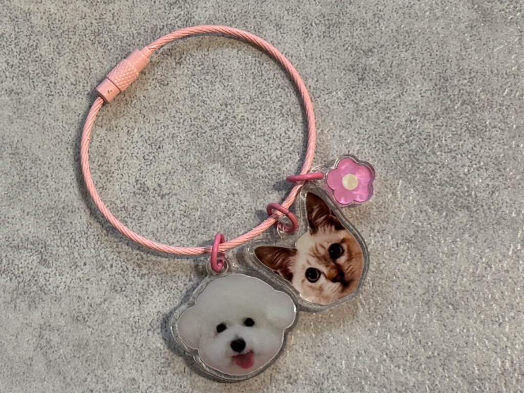ピンクのキーホルダー