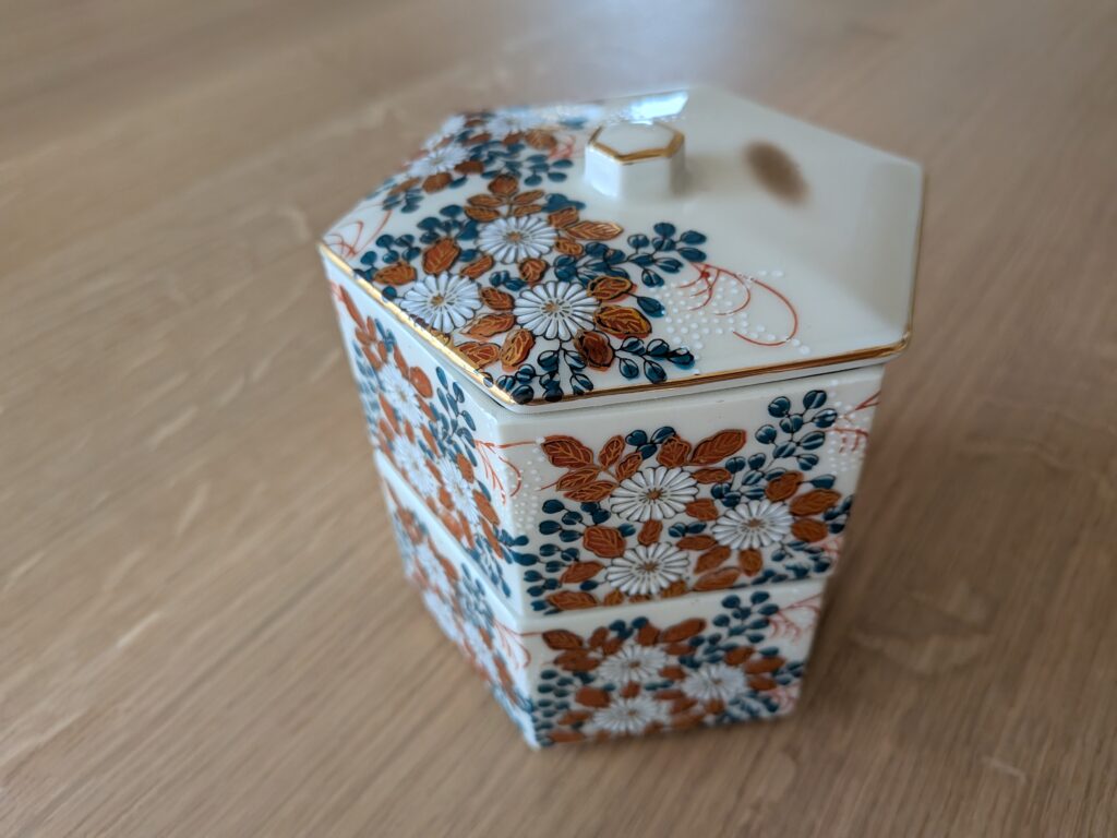 陶器の2段重