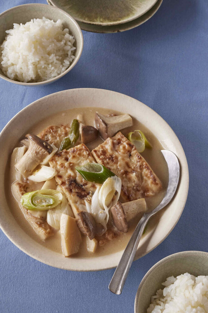豆腐とエリンギのごまドレッシング煮