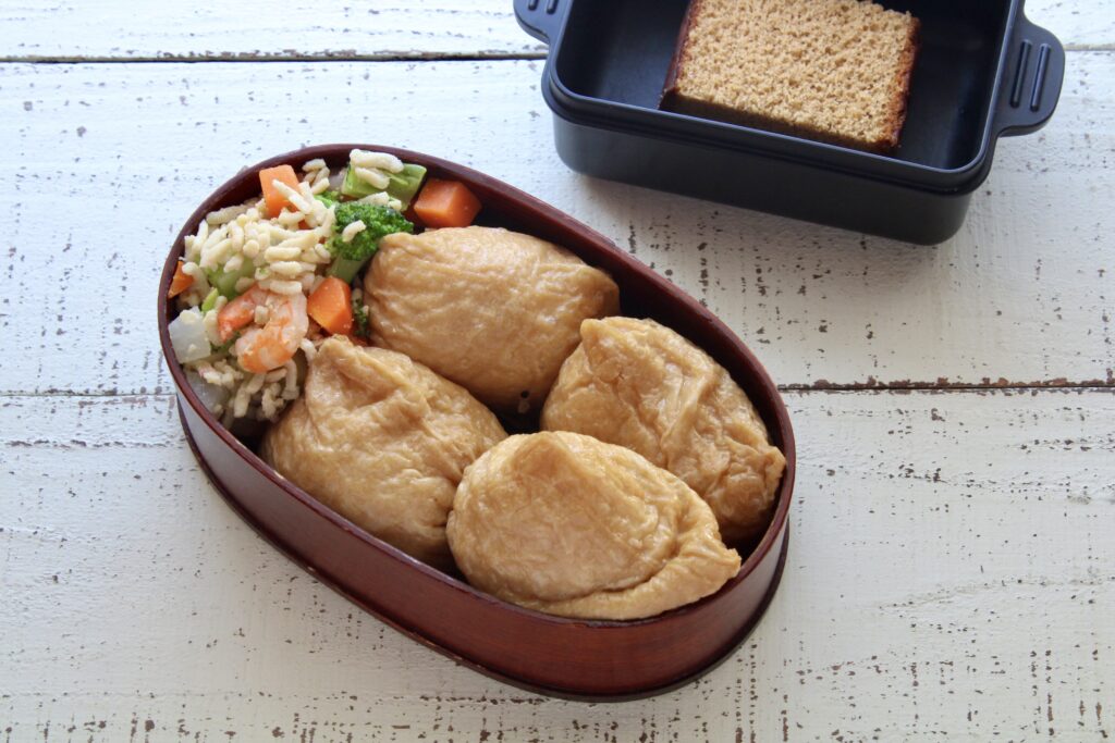 オリーブオイル煮とおおいなりさんのお弁当