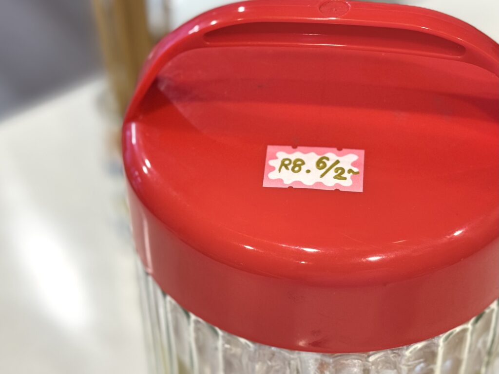 ラベラーシールを使用して日付を記入