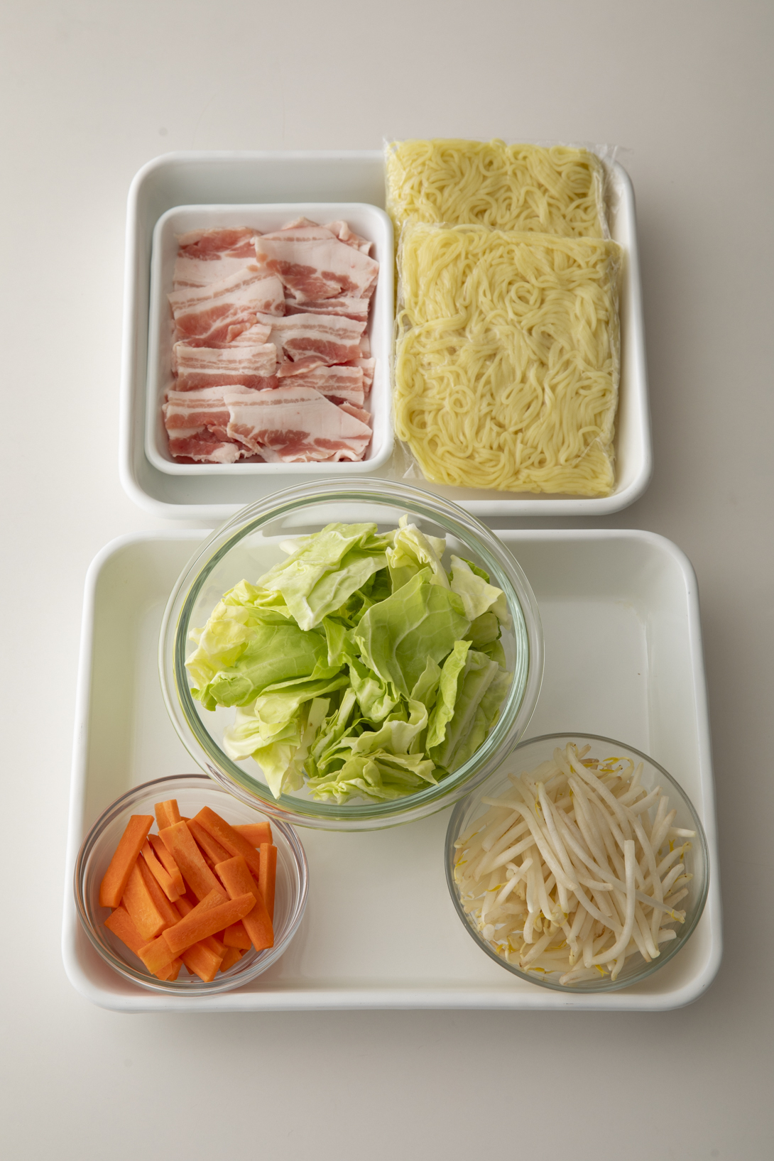 材料を切る